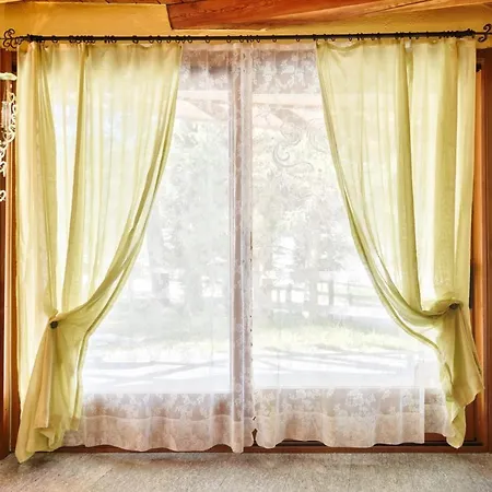Chalet Di Montagna Immerso Nella Natura 펜션