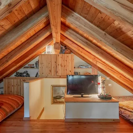펜션 Chalet Di Montagna Immerso Nella Natura 프라젤라토