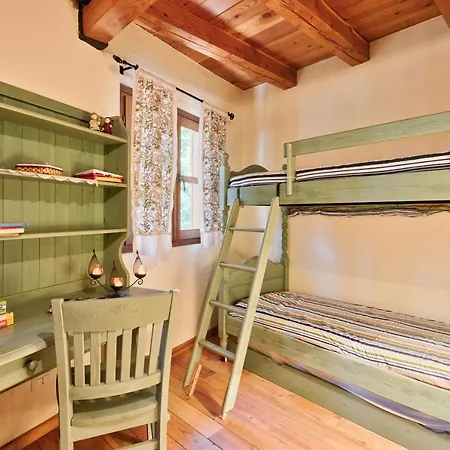 Chalet Di Montagna Immerso Nella Natura 펜션 *