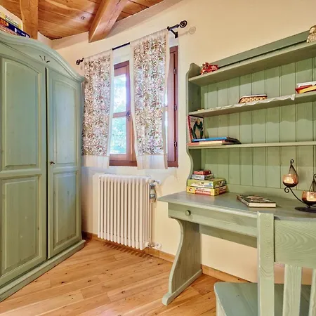 Chalet Di Montagna Immerso Nella Natura 펜션 *